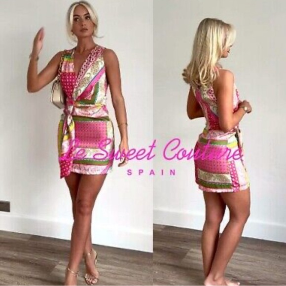 Zara pink /Green Patchwork Print Dress
Sleeveless v neck mini dress - Picture 7 of 12